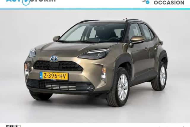 Toyota Yaris Cross (2024) thumbnail 1