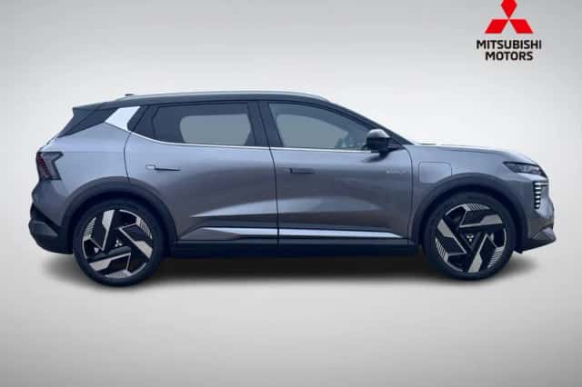 Mitsubishi Eclipse Cross (2025) thumbnail 4