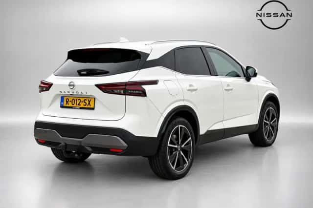 Nissan Qashqai (2022) thumbnail 3
