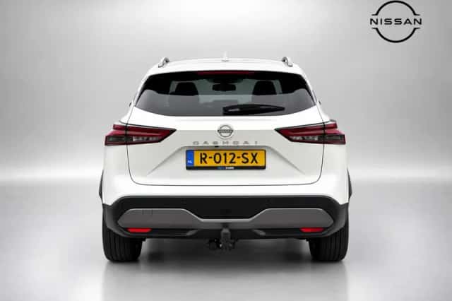 Nissan Qashqai (2022) thumbnail 4
