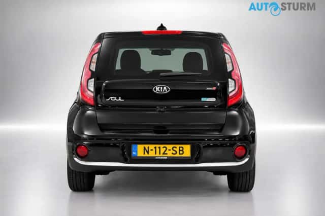 Kia Soul EV (2018) thumbnail 4