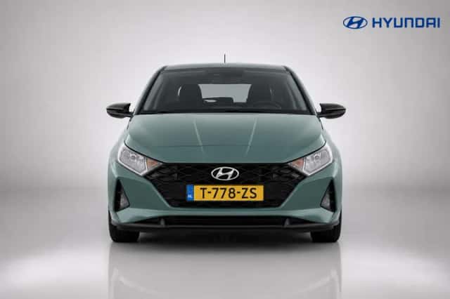 Hyundai i20 (2023) thumbnail 2