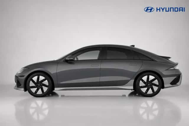 Hyundai Ioniq 6 (2023) thumbnail 5