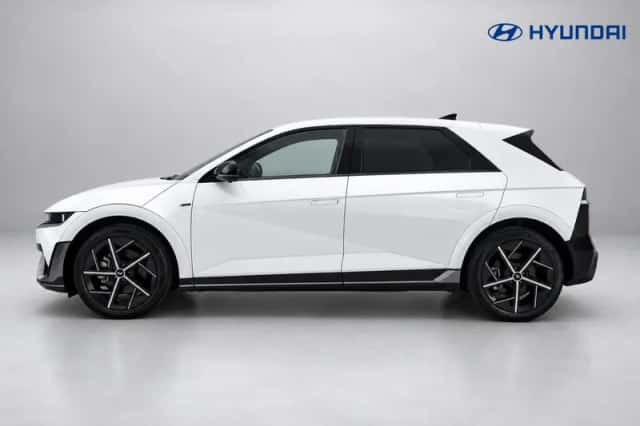 Hyundai Ioniq 5 (2025) thumbnail 4