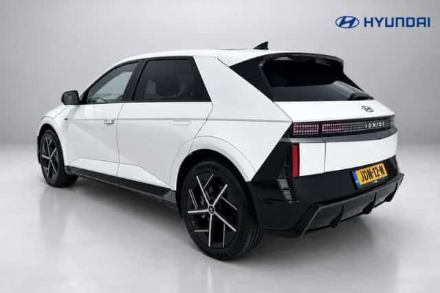Hyundai Ioniq 5 (2025) thumbnail 5