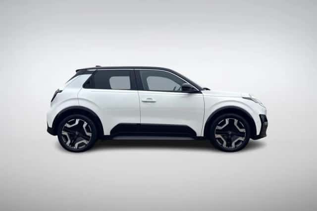Nissan Micra (2025) thumbnail 3