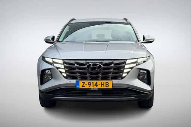 Hyundai Tucson (2024) thumbnail 2