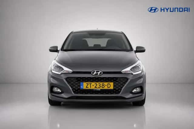Hyundai i20 (2019) thumbnail 2