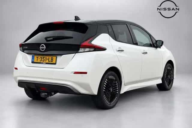 Nissan Leaf (2023) thumbnail 3