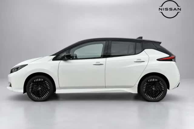 Nissan Leaf (2023) thumbnail 5