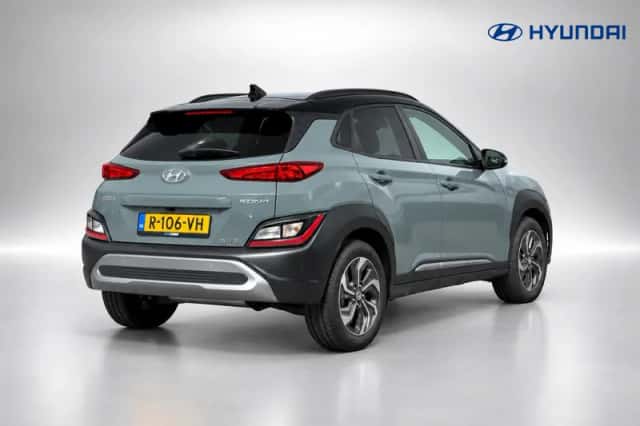 Hyundai Kona (2023) thumbnail 3