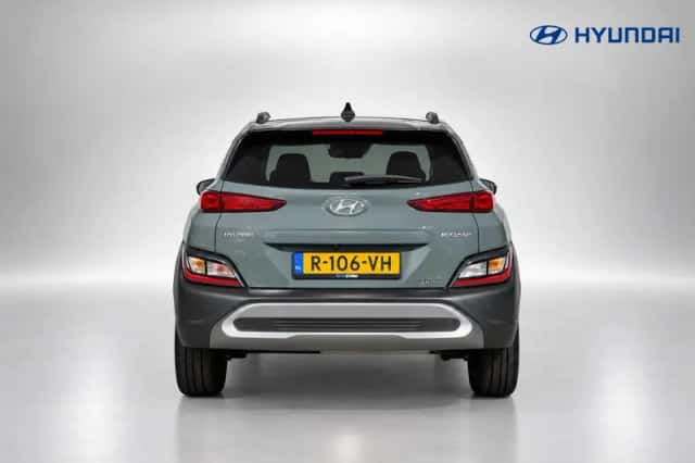 Hyundai Kona (2023) thumbnail 4