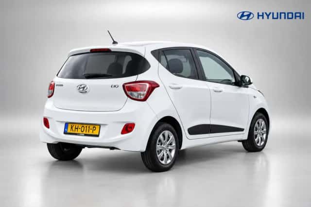 Hyundai i10 (2016) thumbnail 3