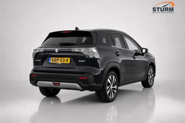 Suzuki S-Cross (2026) thumbnail 3