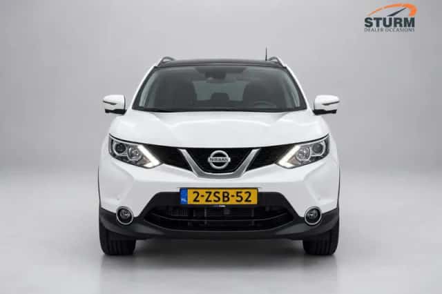 Nissan Qashqai (2015) thumbnail 2