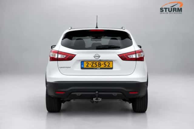 Nissan Qashqai (2015) thumbnail 5