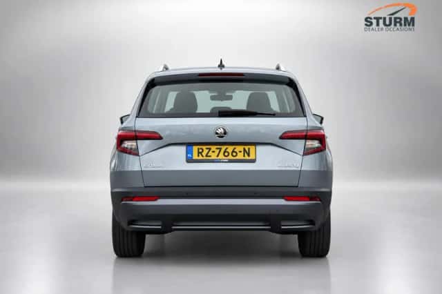 Škoda Karoq (2018) thumbnail 4