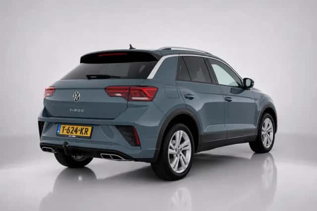 Volkswagen T-Roc (2023) thumbnail 4