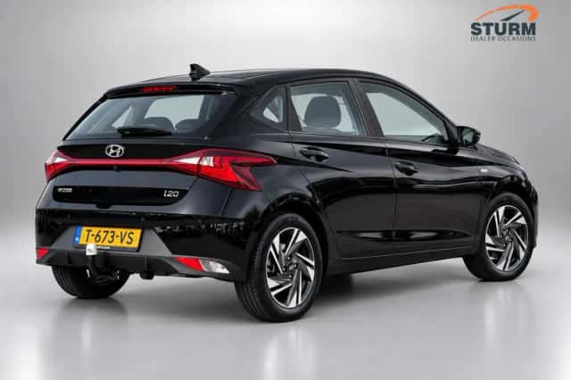Hyundai i20 (2023) thumbnail 3
