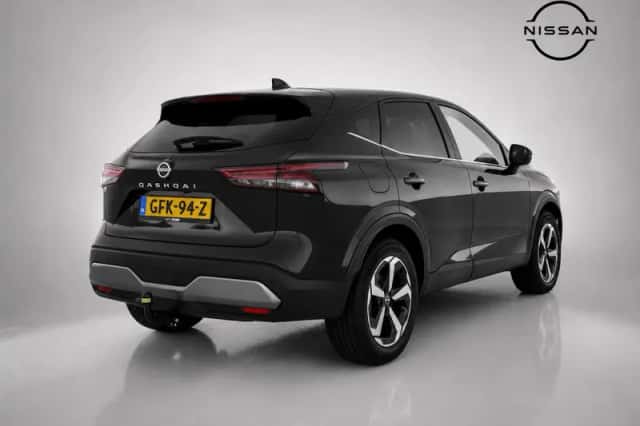 Nissan Qashqai (2023) thumbnail 3