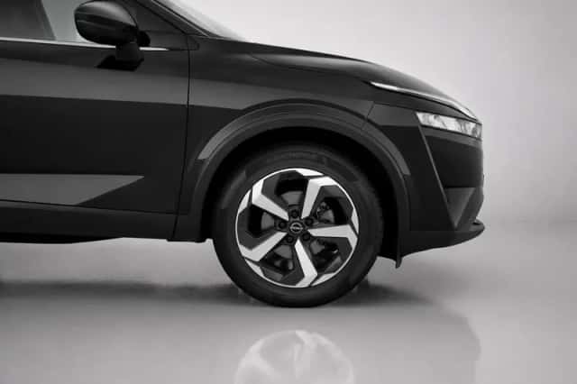 Nissan Qashqai (2023) thumbnail 6