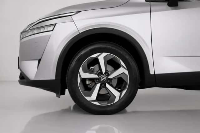 Nissan Qashqai (2023) thumbnail 6