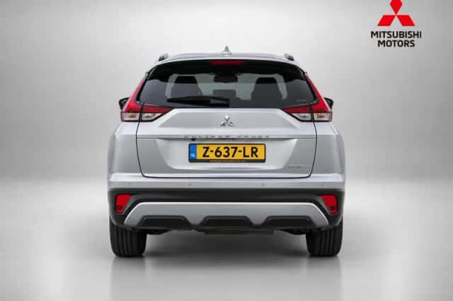 Mitsubishi Eclipse Cross (2022) thumbnail 4