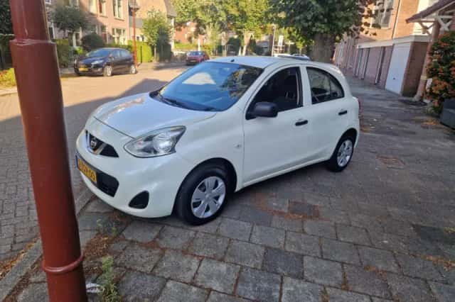 Nissan Micra (2015) thumbnail 5