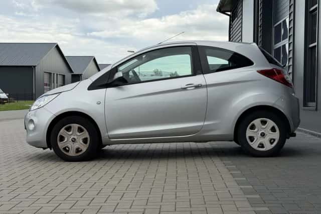Ford Ka (2010) thumbnail 2