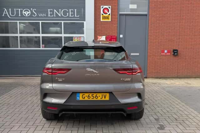Jaguar I-Pace (2019) thumbnail 6