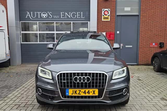 Audi Q5 (2016) thumbnail 6