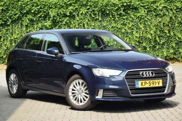 Audi A3 (2017) thumbnail 3