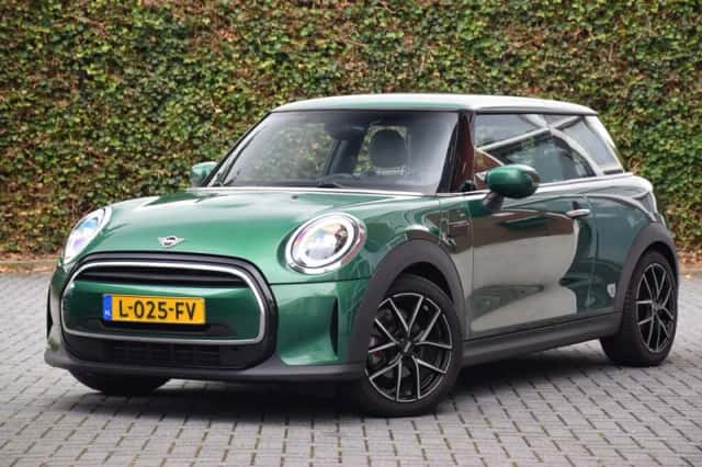 MINI Cooper (2021) thumbnail 1