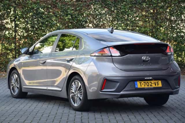Hyundai Ioniq (2022) thumbnail 6