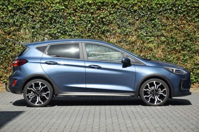 Ford Fiesta (2022) thumbnail 4