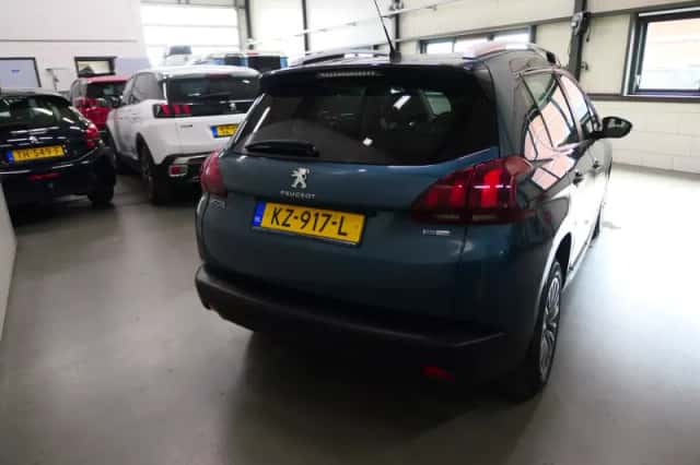 Peugeot 2008 (2016) thumbnail 5