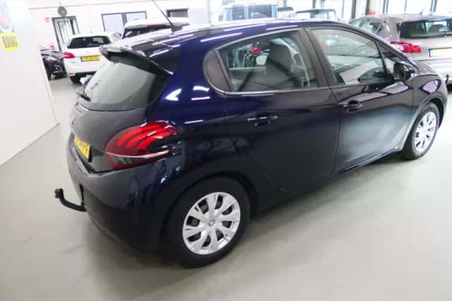 Peugeot 208 (2018) thumbnail 4