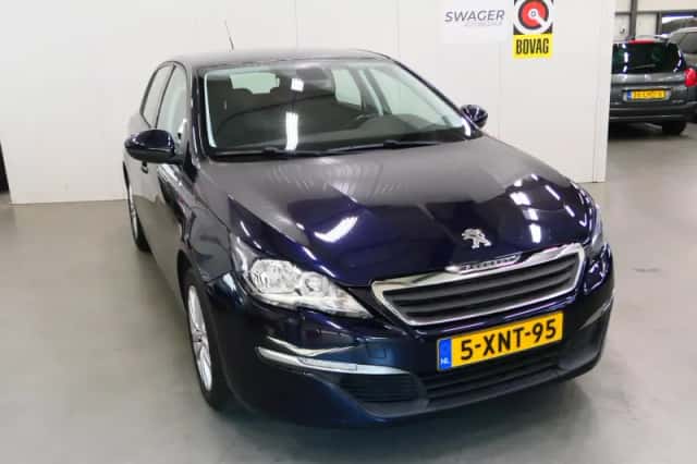 Peugeot 308 (2014) thumbnail 1