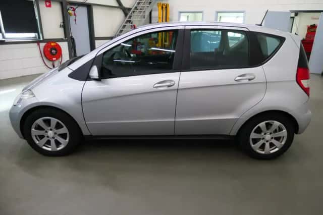 Mercedes-Benz A-Klasse (2011) thumbnail 6