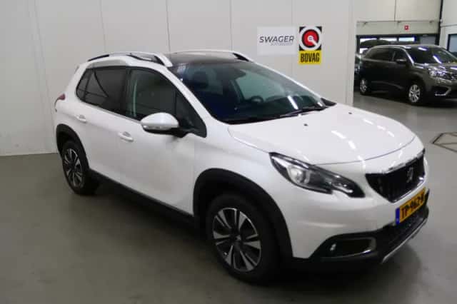 Peugeot 2008 (2017) thumbnail 2