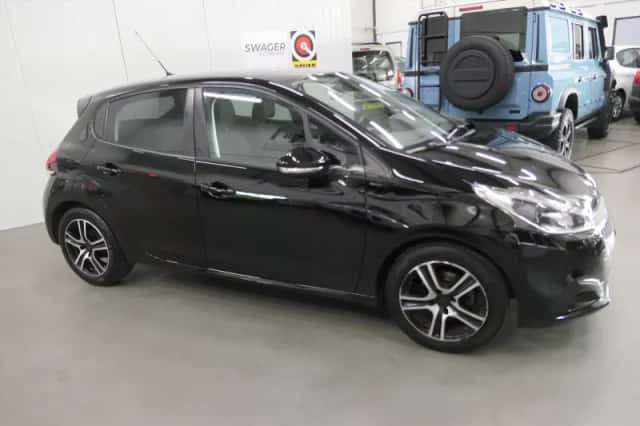 Peugeot 208 (2019) thumbnail 3