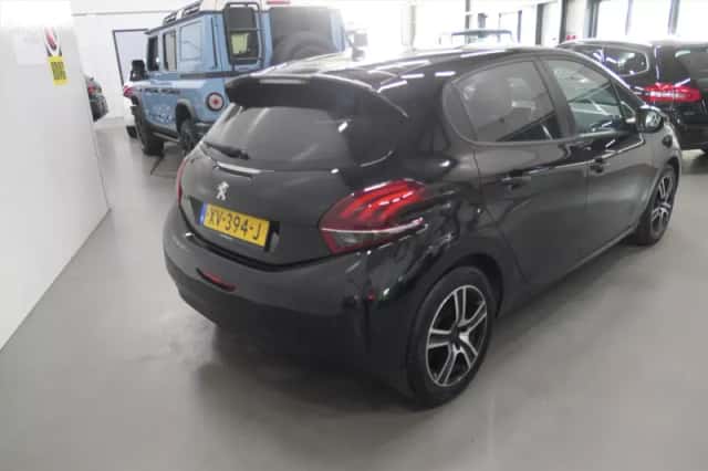 Peugeot 208 (2019) thumbnail 5