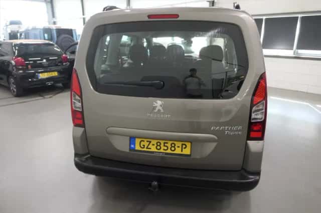 Peugeot Partner (2013) thumbnail 5