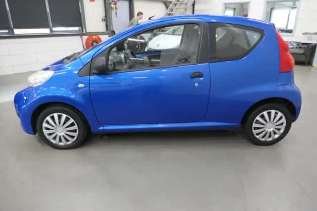 Peugeot 107 (2011) thumbnail 6