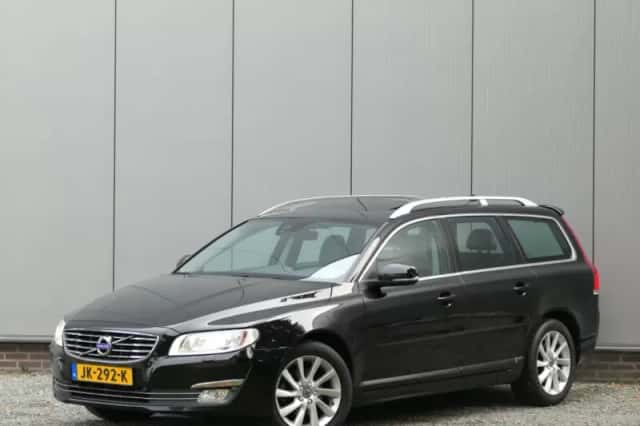 Volvo V70 (2016) thumbnail 1