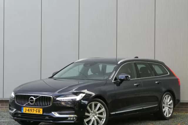 Volvo V90 (2016) thumbnail 1