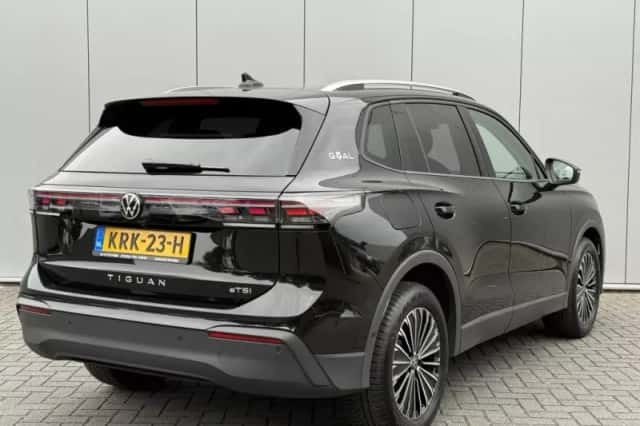 Volkswagen Tiguan (2025) thumbnail 5