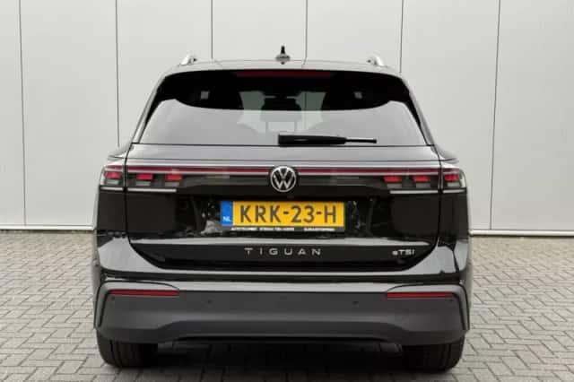 Volkswagen Tiguan (2025) thumbnail 6