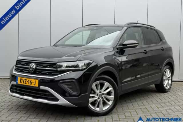 Volkswagen T-Cross (2025) thumbnail 1