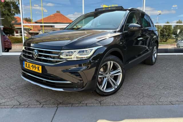 Volkswagen Tiguan (2023) thumbnail 1